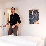 Koncept Loeie Hotel