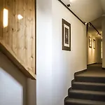 Hotel Koncept Loeie