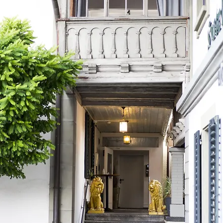 Koncept Loeie Hotel