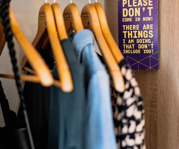 Szálloda Koncept Loeie Münsingen